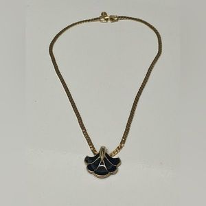 Park Lane, Vintage Gold Tone Pendant Necklace